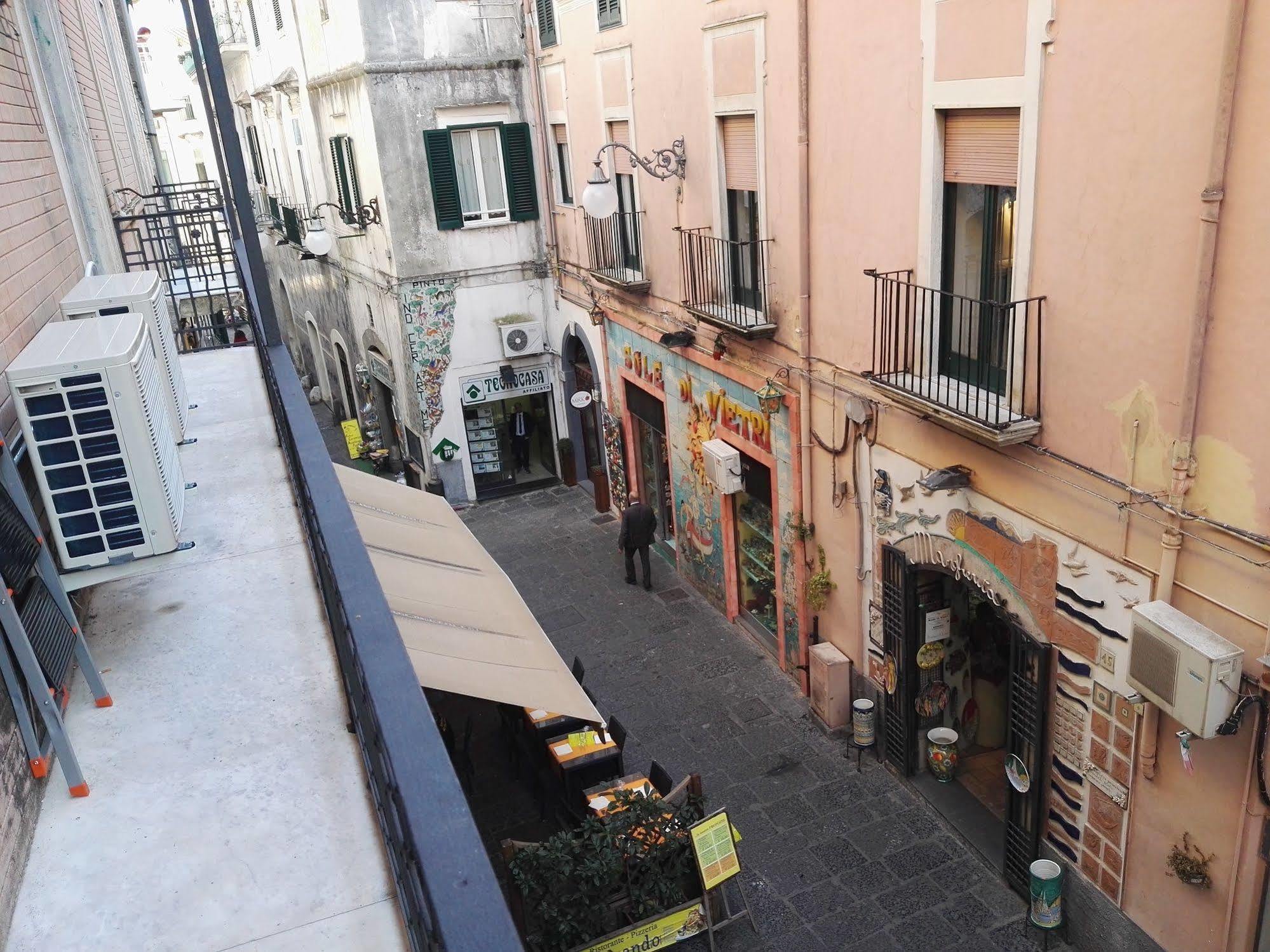 B&B Umberto Vietri Bagian luar foto